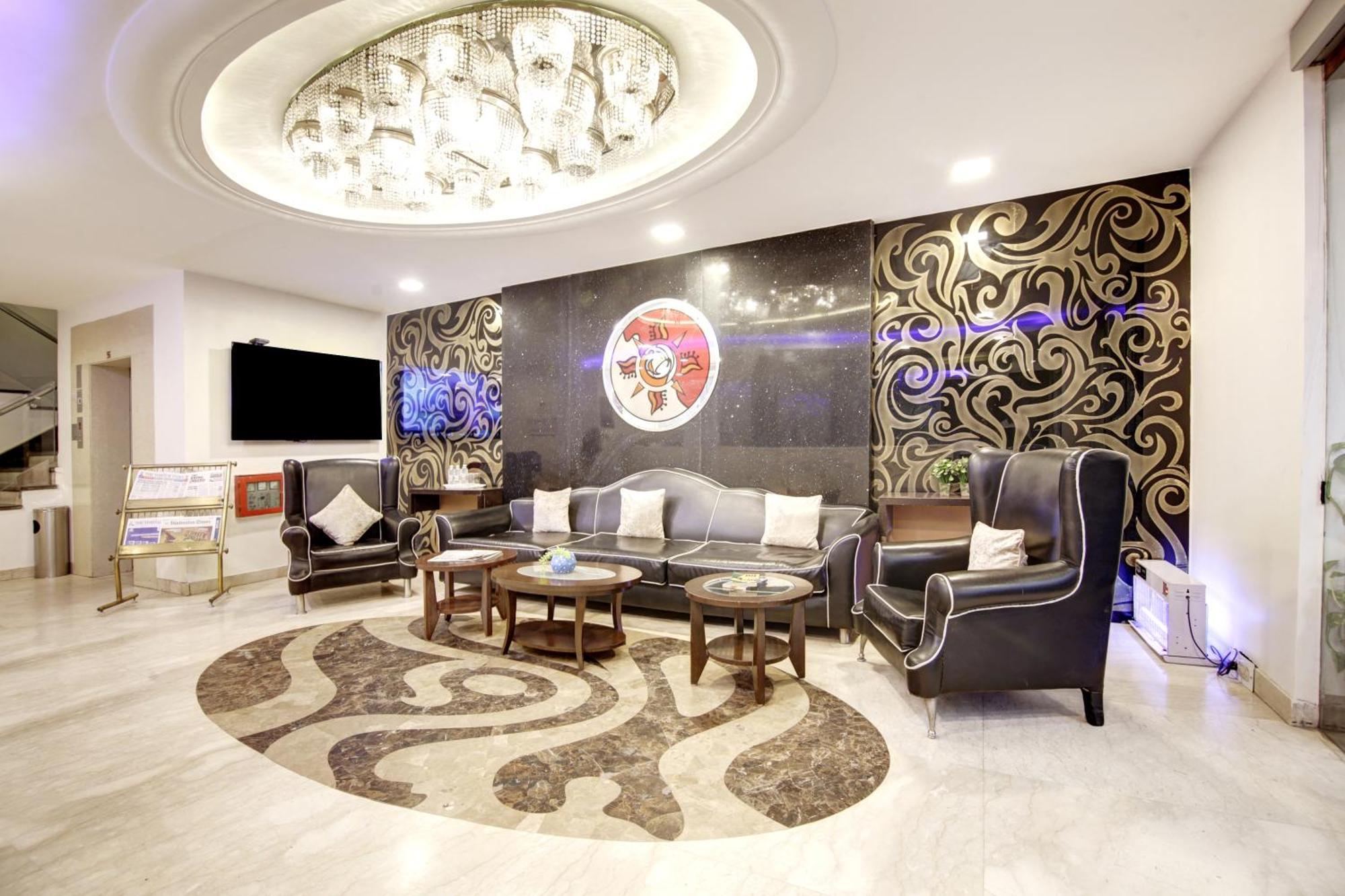 Hotel Good Times Near Ganga Ram Hospital And Karol Bagh Metro Delhi  Eksteriør bilde