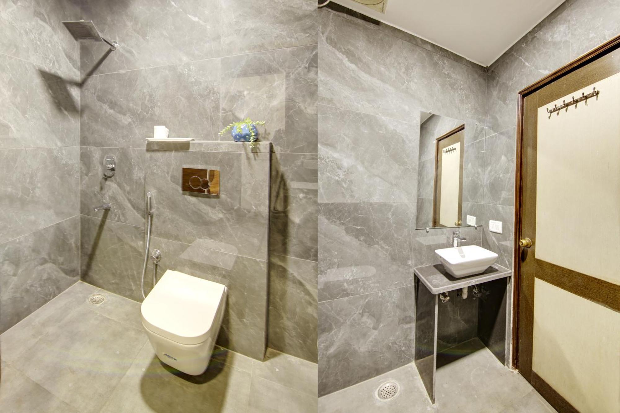 Hotel Good Times Near Ganga Ram Hospital And Karol Bagh Metro Delhi  Eksteriør bilde