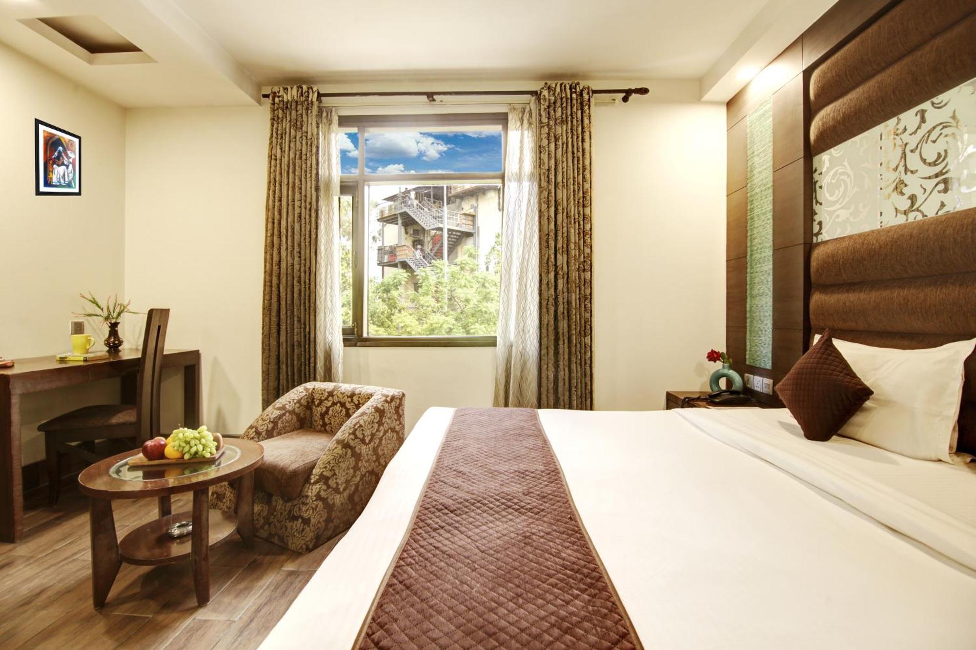 Hotel Good Times Near Ganga Ram Hospital And Karol Bagh Metro Delhi  Eksteriør bilde