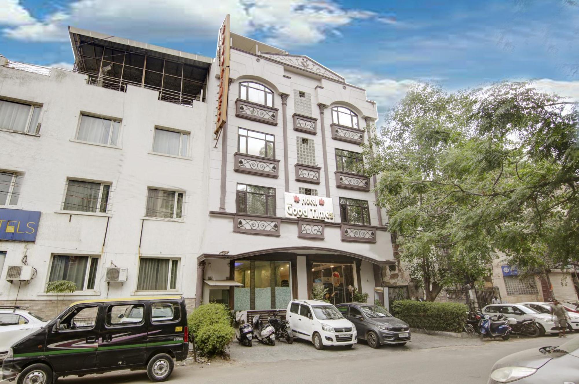Hotel Good Times Near Ganga Ram Hospital And Karol Bagh Metro Delhi  Eksteriør bilde