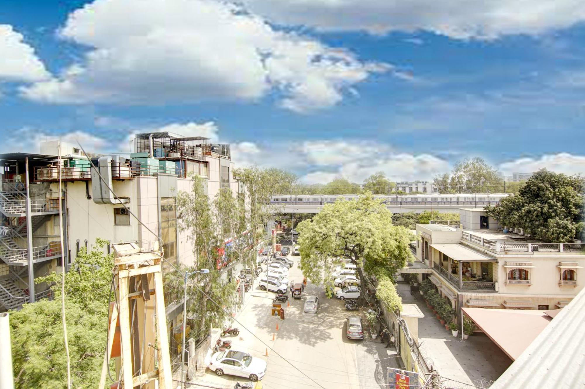 Hotel Good Times Near Ganga Ram Hospital And Karol Bagh Metro Delhi  Eksteriør bilde