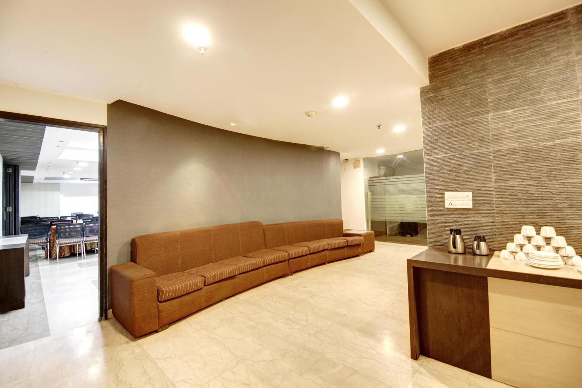 Hotel Good Times Near Ganga Ram Hospital And Karol Bagh Metro Delhi  Eksteriør bilde